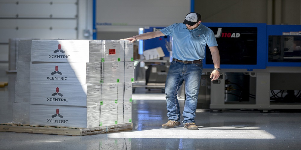 What You Should Know About the 4 Stages of Injection Molding